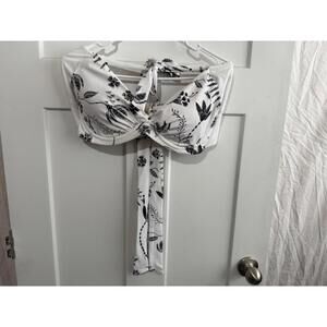 Athleta white & black floral bikini top wrap and tie in back size 36D-36DD